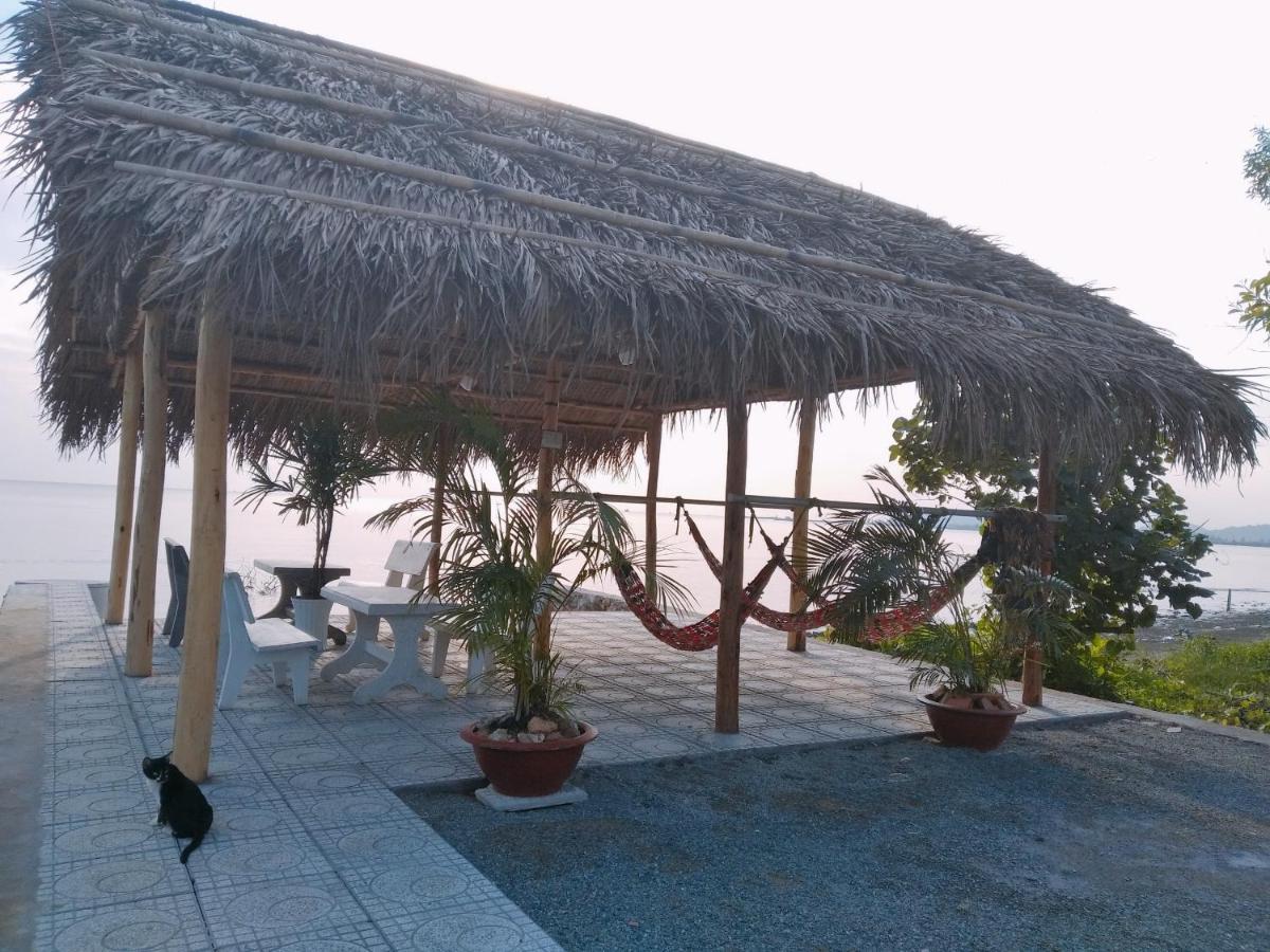 Thao Tran Hotell Hà Tiên Exteriör bild